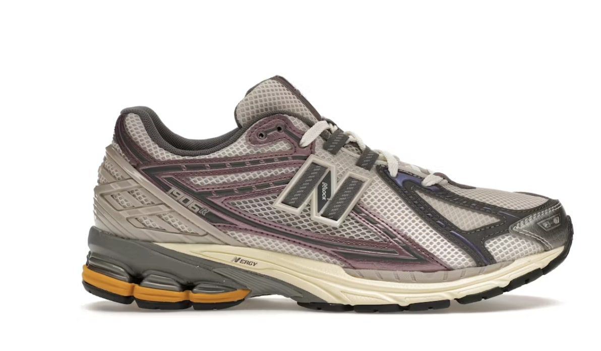 【11月購入】＊licorise＊ New Balance 1906R Licorice