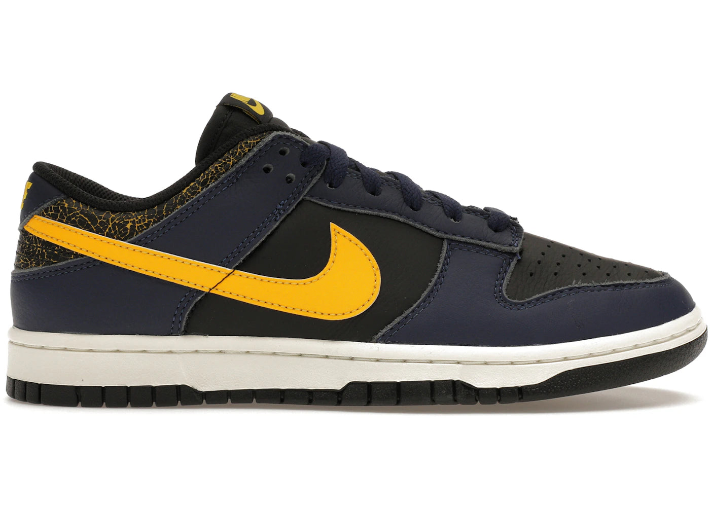 Nike Dunk Low Vintage Michigan