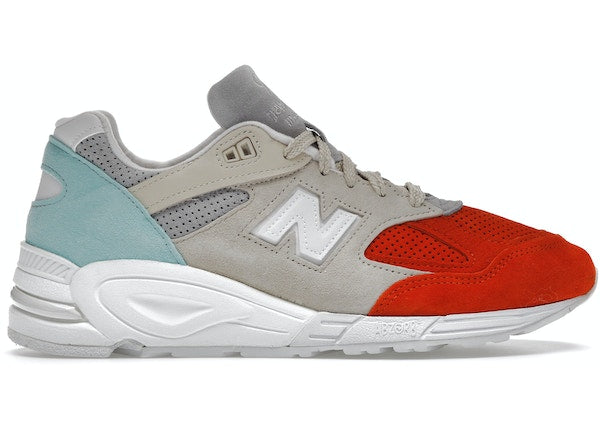 New Balance 990v2 Kith Cyclades (with Socks)